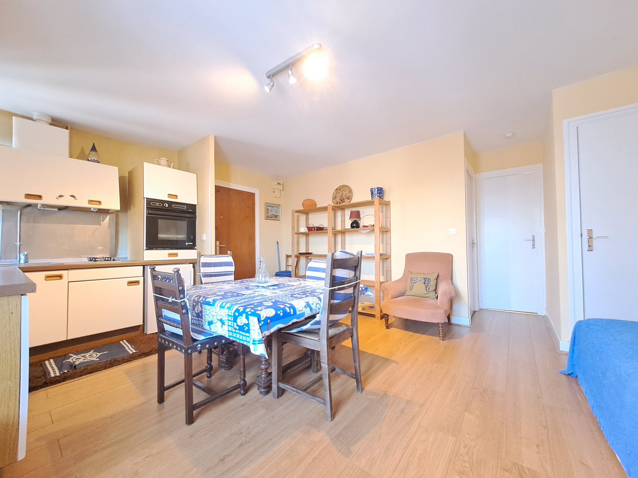 for sale flat à SAINT-JEAN-DE-LUZ - 444 000