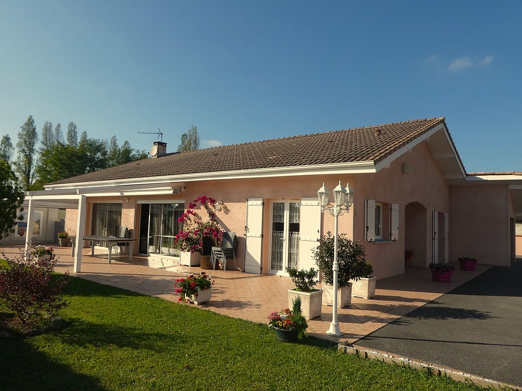 for sale villa in BAYONNE - 689 000