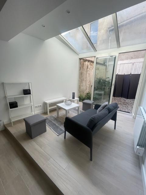 letting flat à BORDEAUX - 825 / month