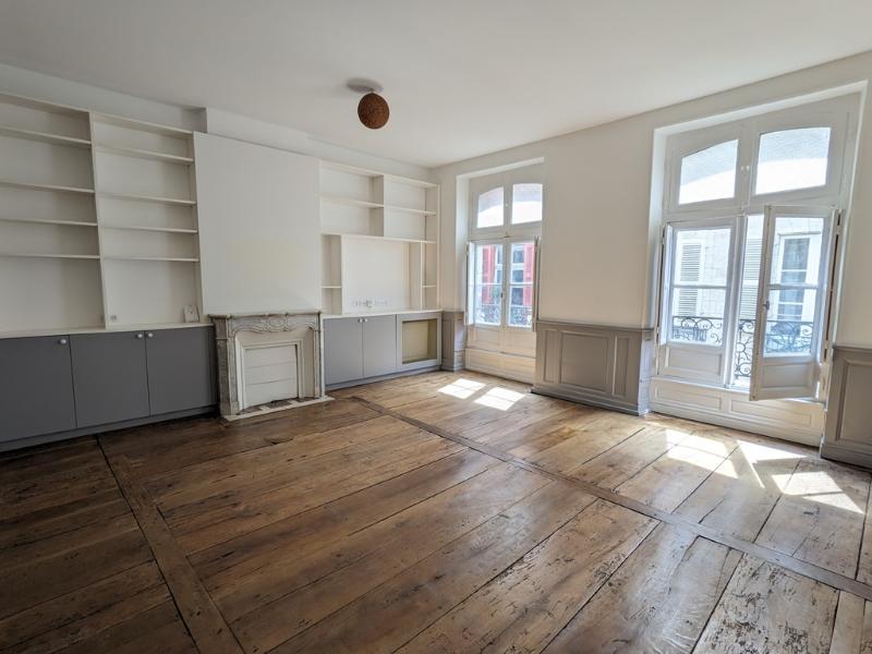 letting flat à BAYONNE - 782 / month