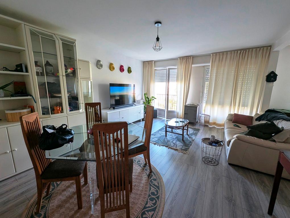 letting flat à BAYONNE - 1 212 / month